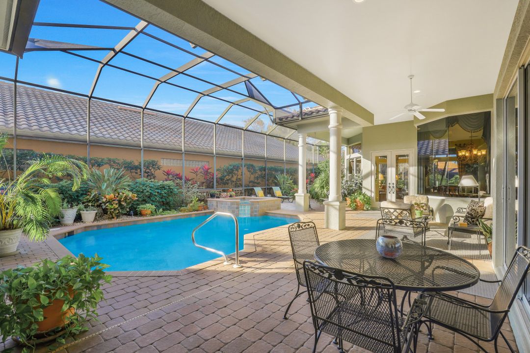 3133 Terramar Dr, Naples, FL 34119