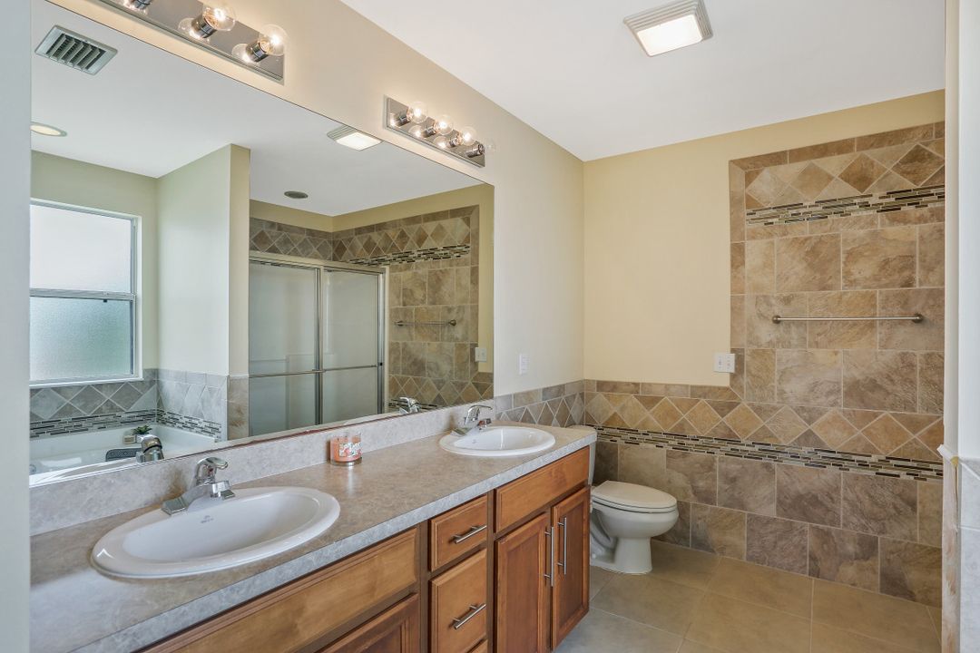 10007 Via San Marco Loop, Fort Myers, FL 33905