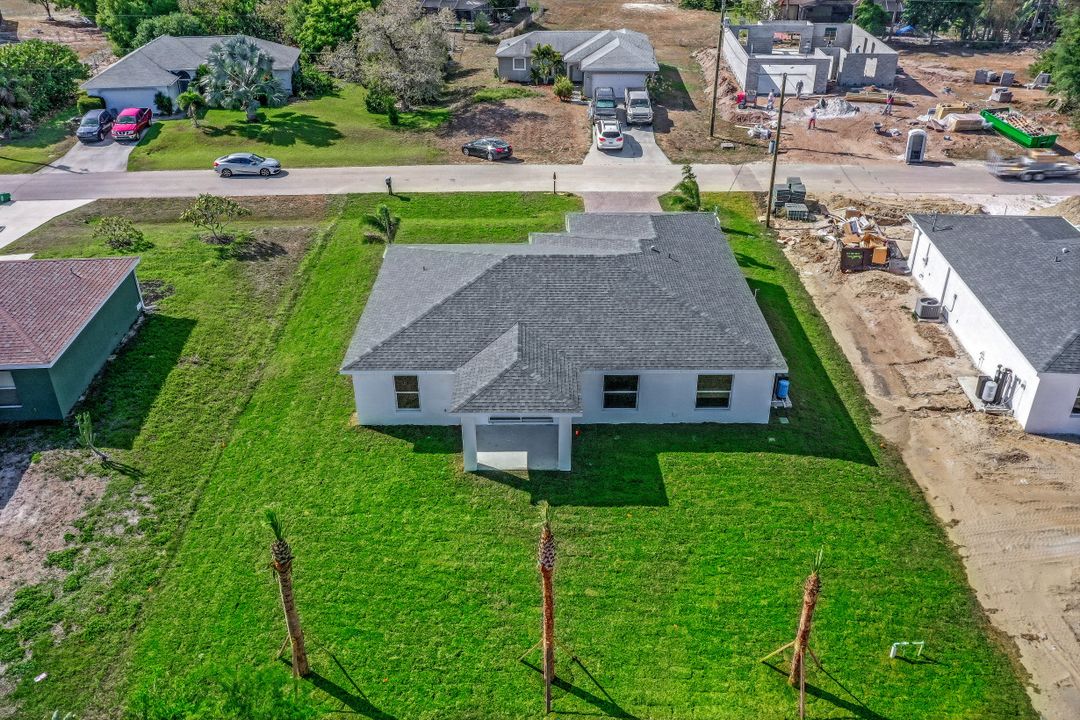 208 NW 28th Terrace, Cape Coral, FL 33993