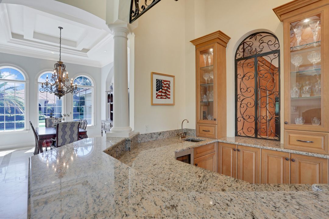 9381 Lakebend Preserve Ct, Estero, FL 34135