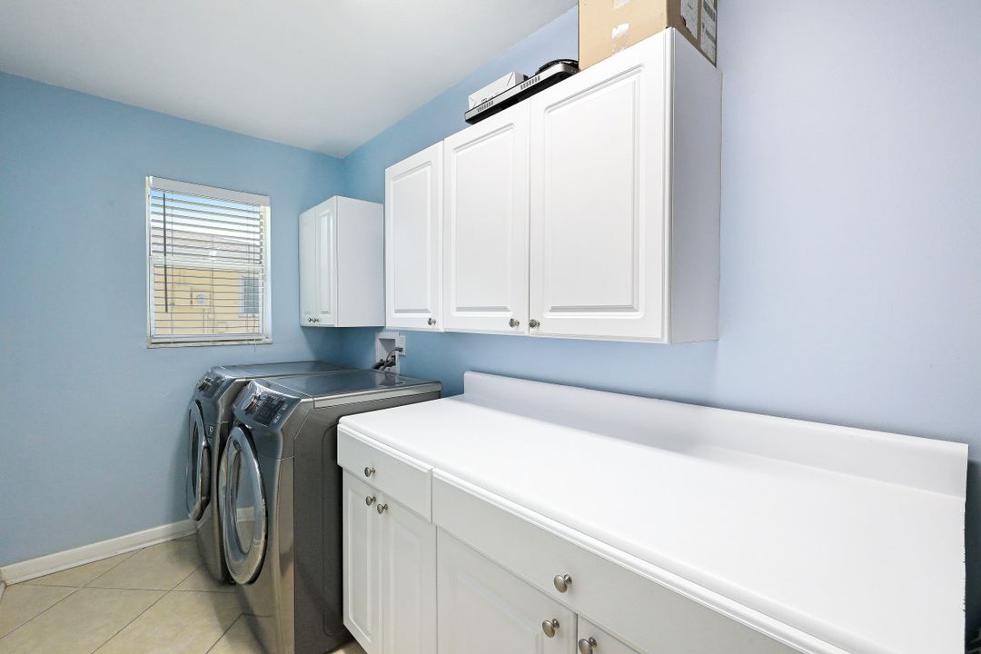 27732 East Dr, Bonita Springs, FL 34135