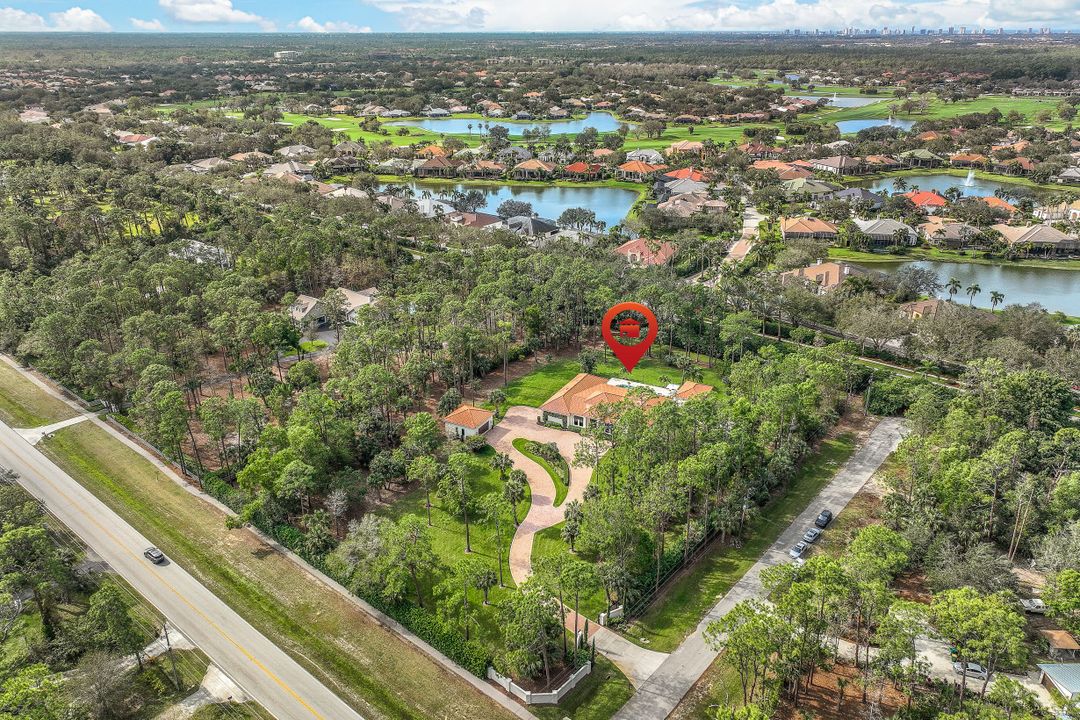 5530 Teak Wood Dr, Naples, FL 34119