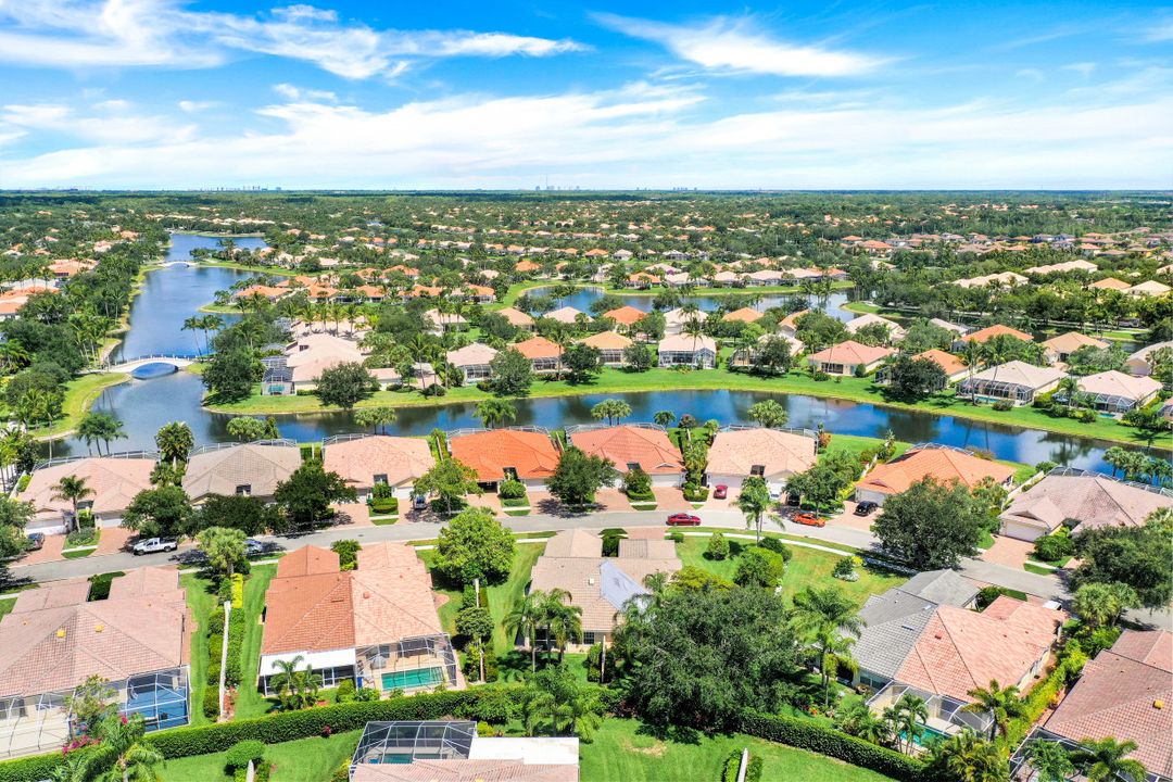 3343 Cayman Ln, Naples, FL 34119