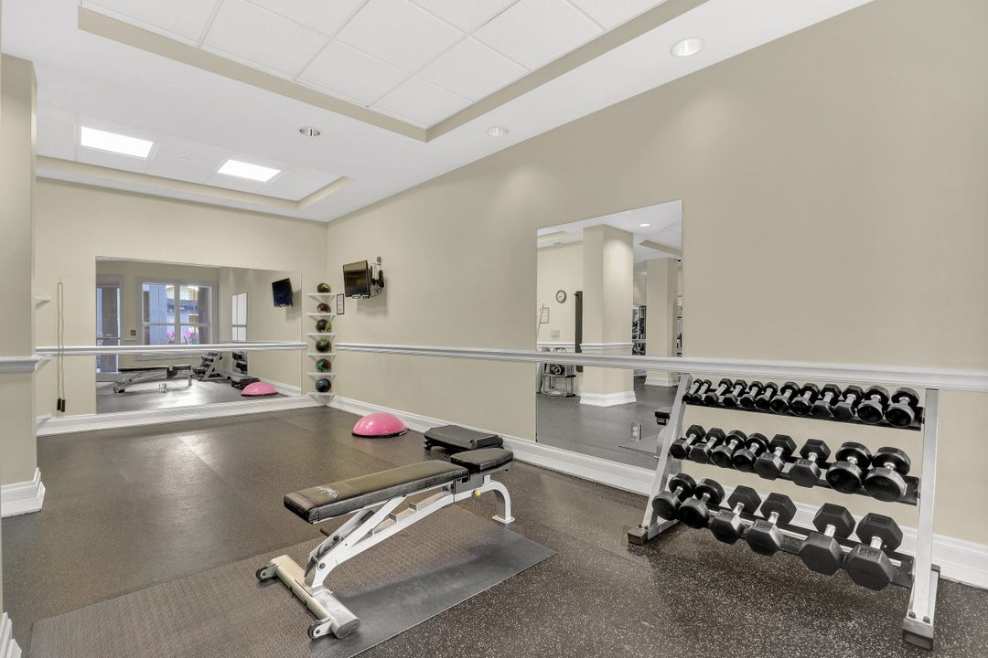 2825 Palm Beach Blvd #519, Fort Myers, FL 33916