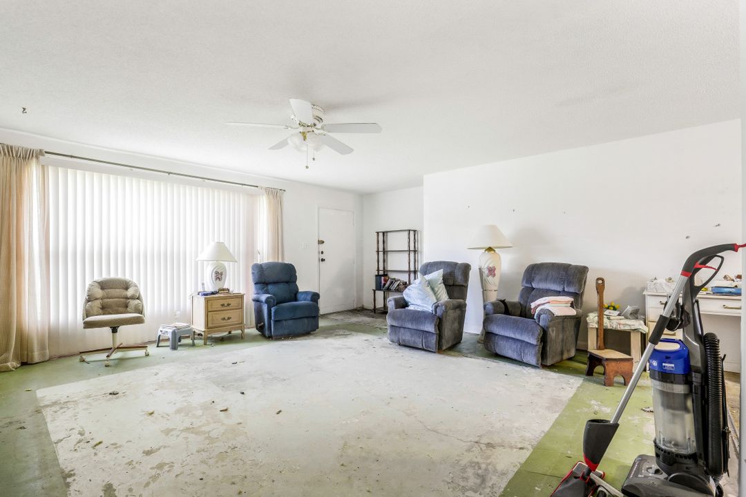 27041 Lavinka St, Bonita Springs, FL 34135