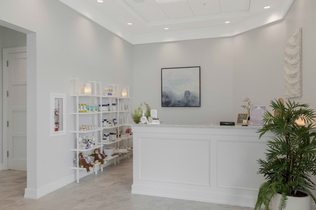 19001 Aqua Shore Dr, Fort Myers, FL 33913