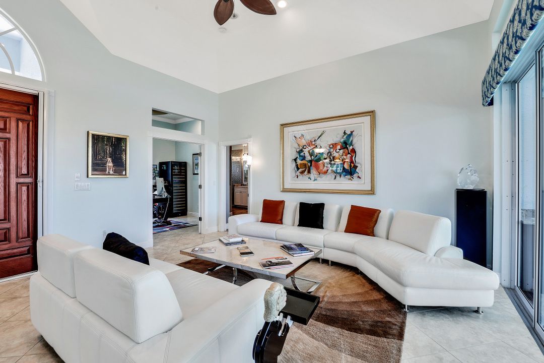 148 Geranium Ct, Marco Island, FL 34145