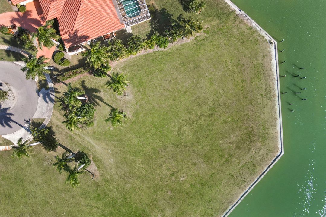 990 Scott Dr, Marco Island, FL 34145