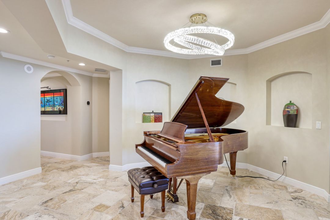 6021 Silver King Blvd #205, Cape Coral, FL 33914