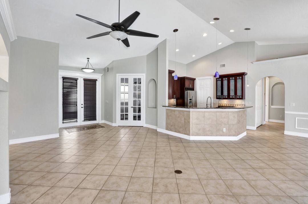 2538 SW 35th Ln, Cape Coral, FL 33914