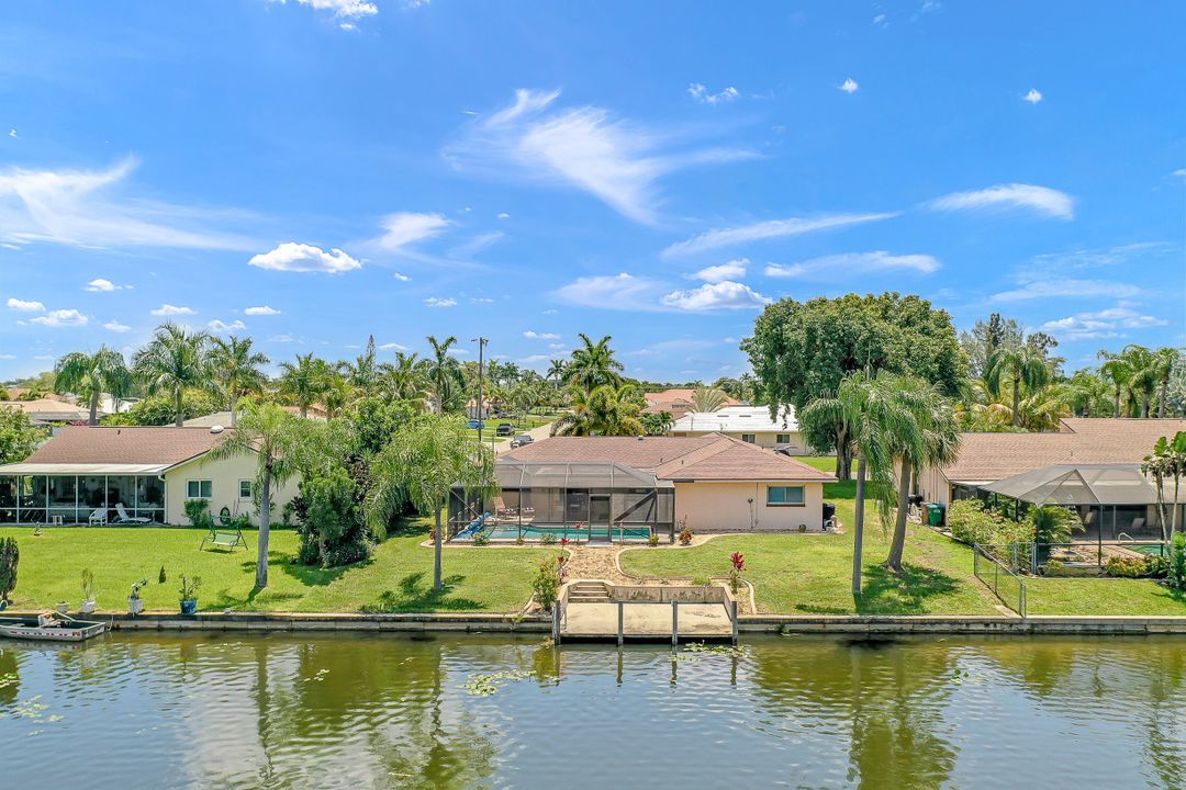 2002 SE 6th Ave, Cape Coral, FL 33990