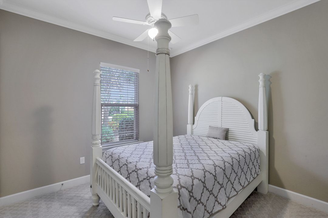 9172 Flint Ct, Naples, FL 34120