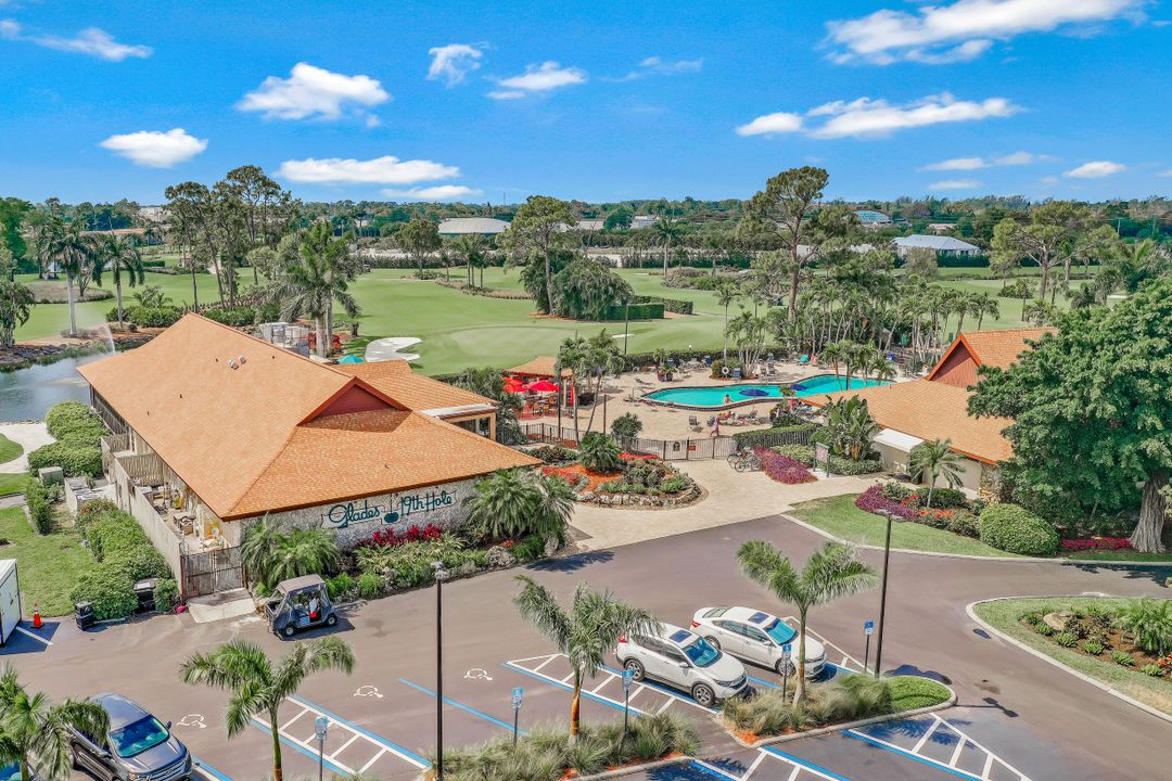 51 Glades Blvd #2, Naples, FL 34112