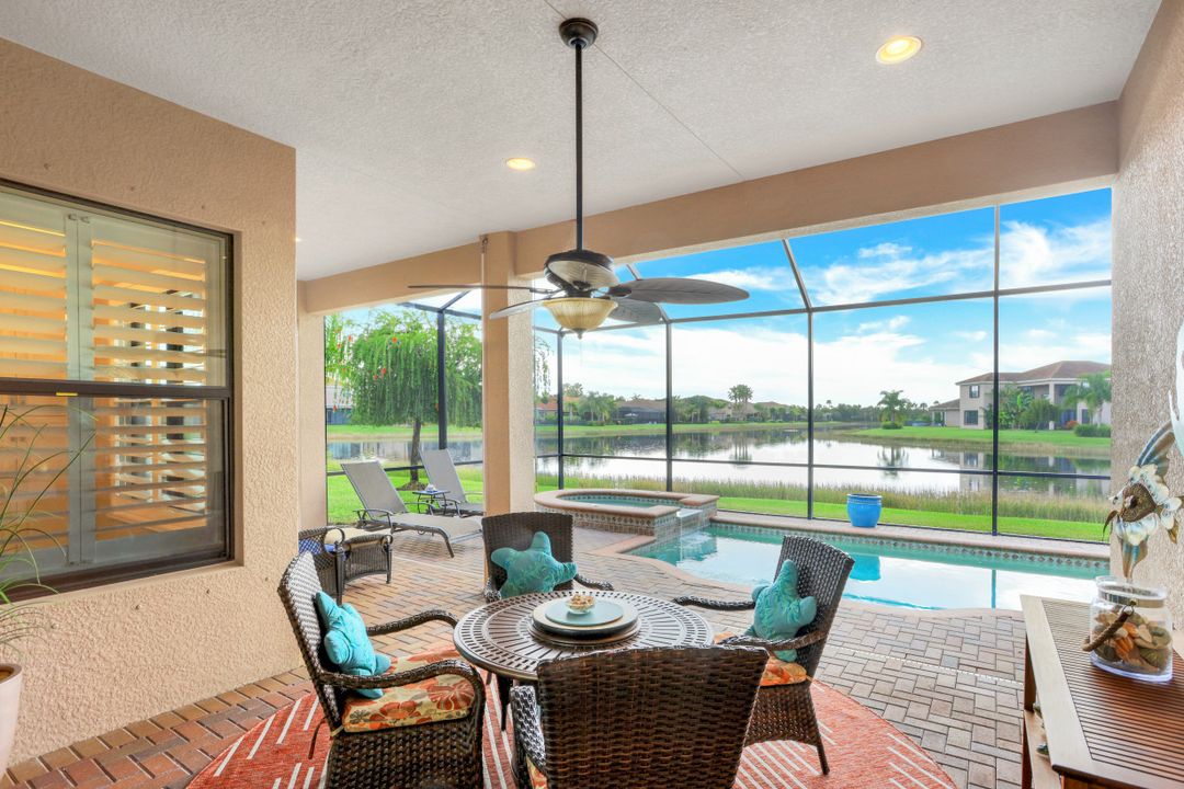 11516 Stonecreek Cir, Fort Myers, FL 33913