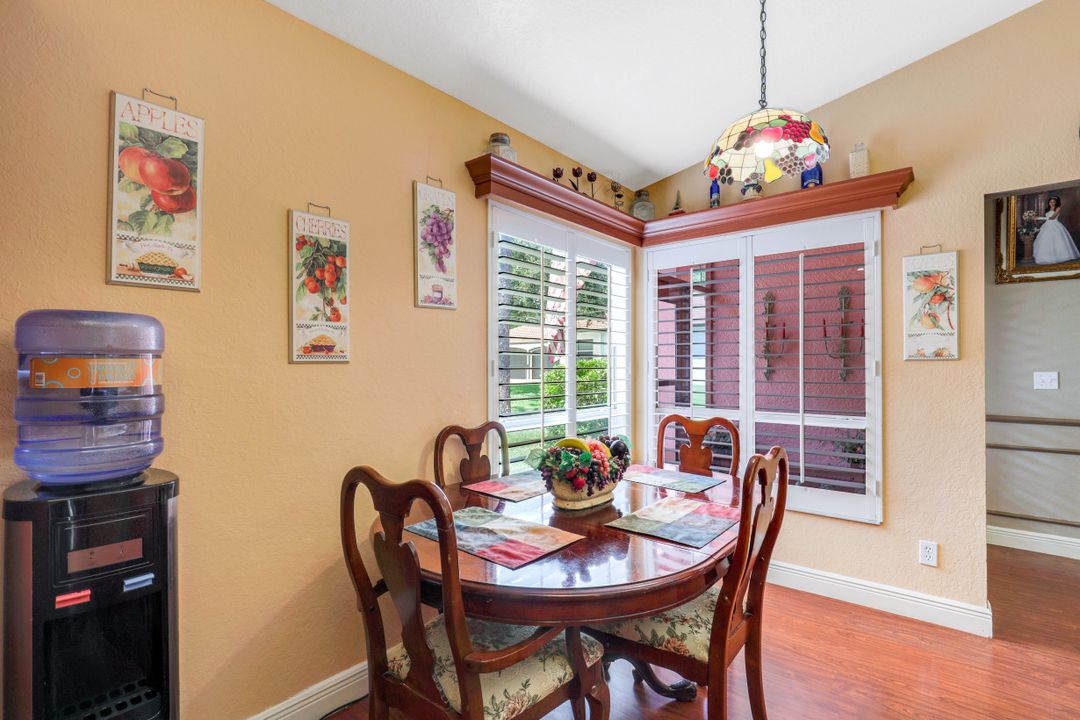 440 37th Ave NE, Naples, FL 34120