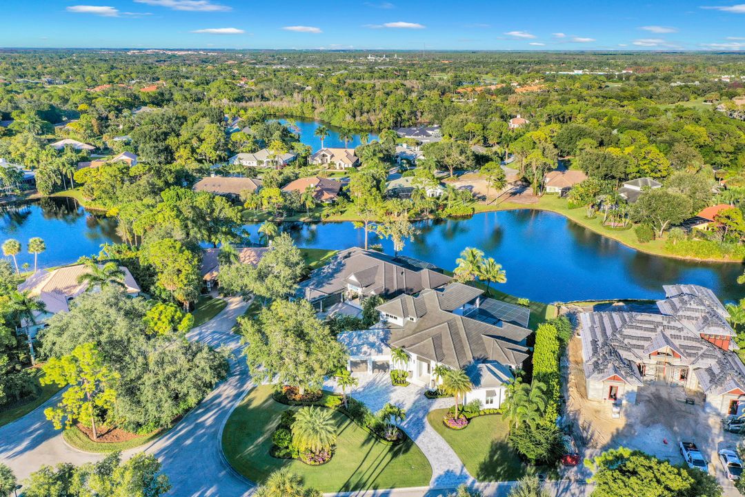 3862 Woodlake Dr, Bonita Springs, FL 34134