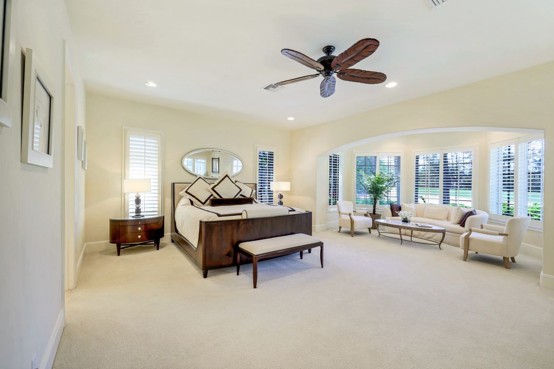 2919 Tiburon Blvd E, Naples, FL 34109