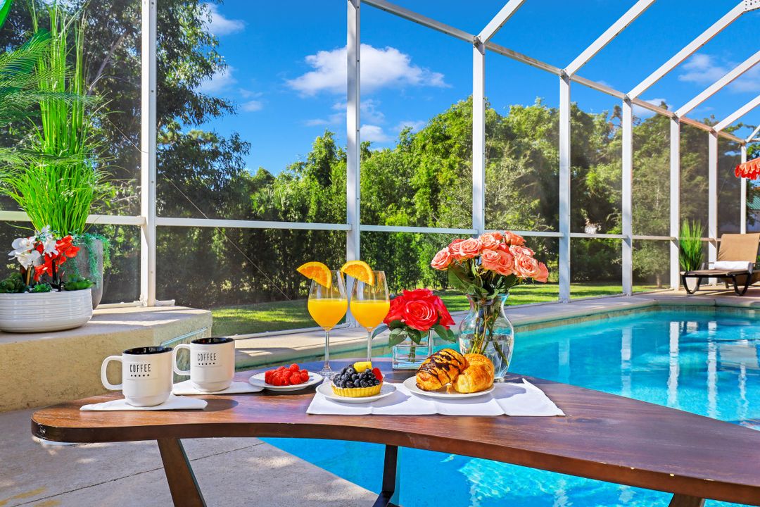 72 Tahiti Rd, Marco Island, FL 34145