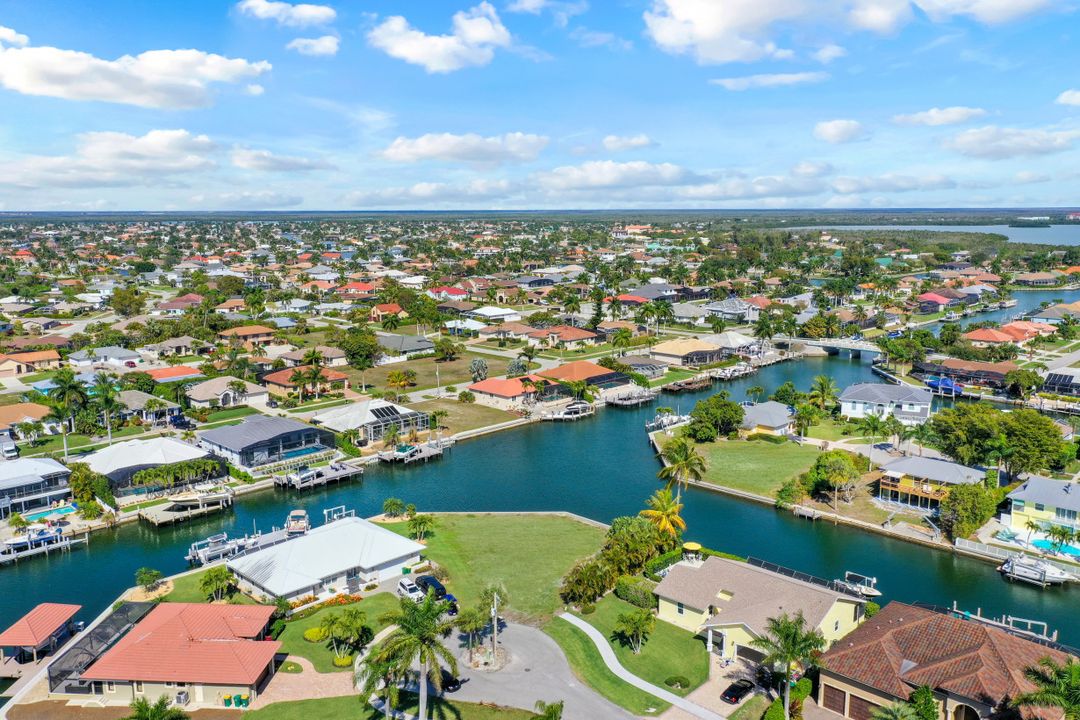 429 Persian Ct, Marco Island, FL 34145