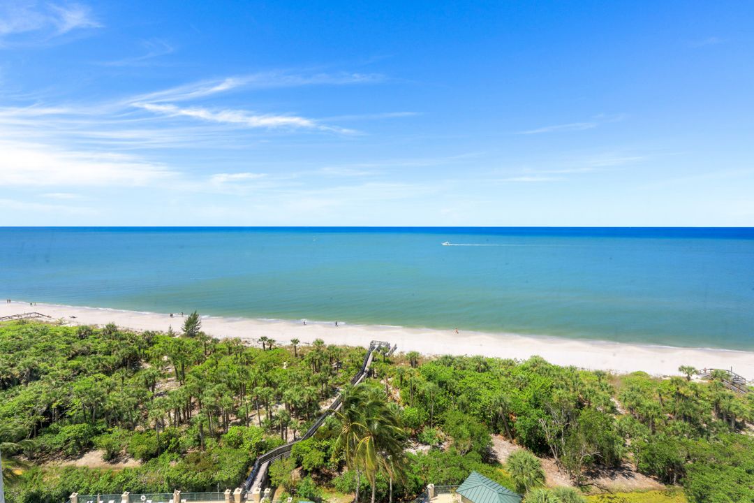 8171 Bay Colony Dr #1103, Naples, FL 34108