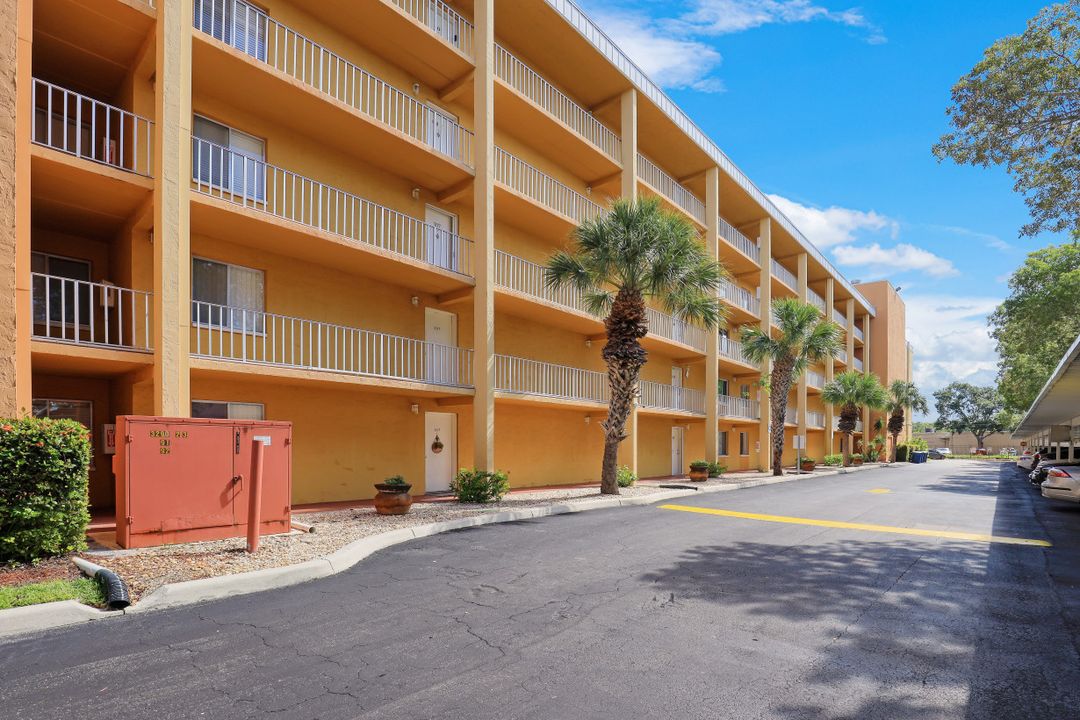 2366 E Mall Dr #205, Fort Myers, FL 33901