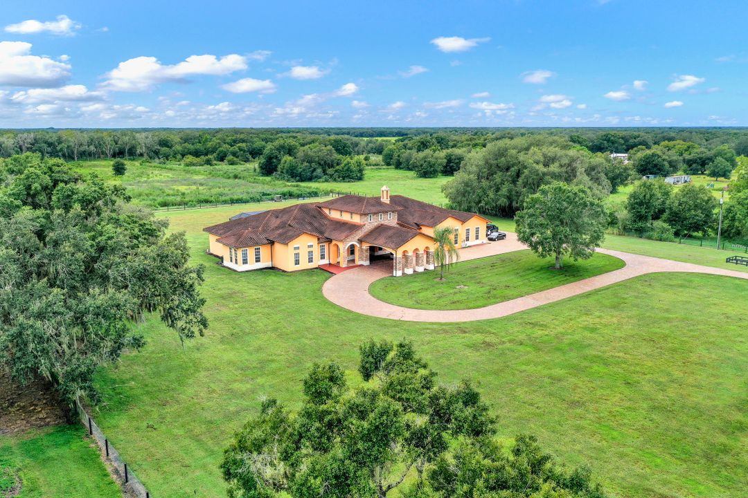 2304 FL-66, Zolfo Springs, FL 33890