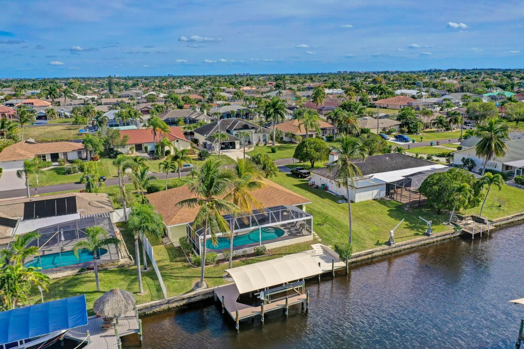 5002 SW 11th Pl, Cape Coral, FL 33914