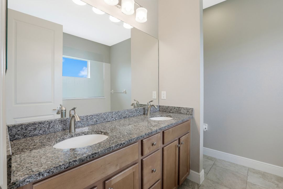 17817 Spanish Harbour Ct, Fort Myers, FL 33908