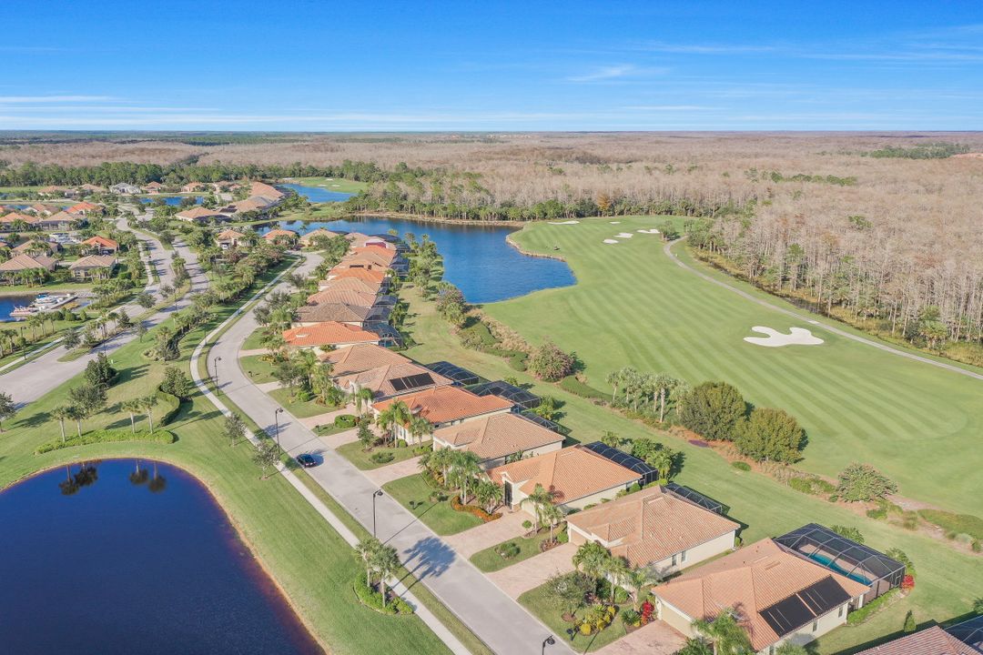 9090 Limestone Ln, Naples, FL 34120