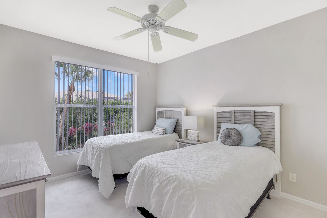 578 N Barfield Dr, Marco Island, FL 34145