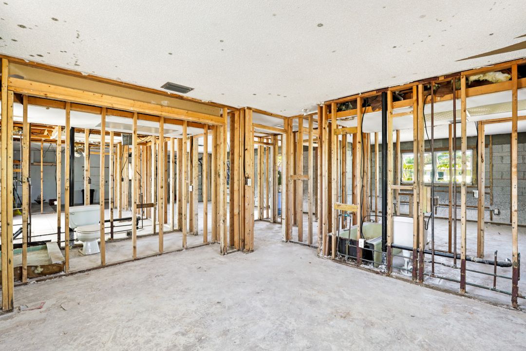 1977 Roseate Ln, Sanibel, FL 33957