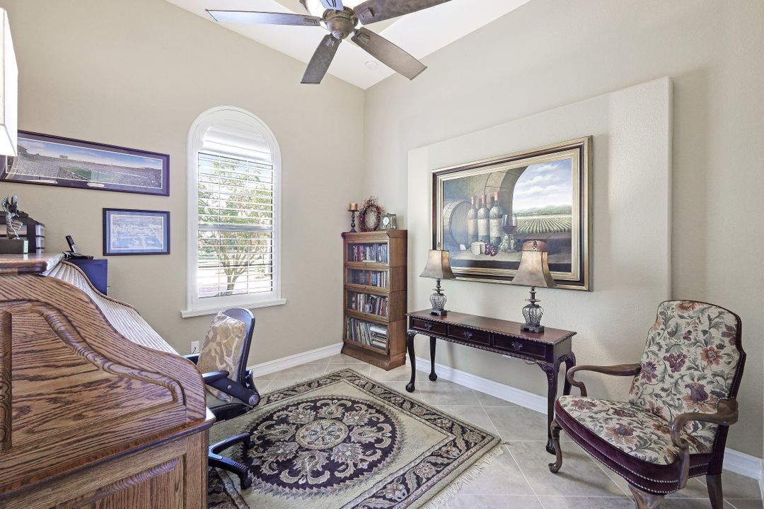 6287 Serano Way, Naples, FL 34113