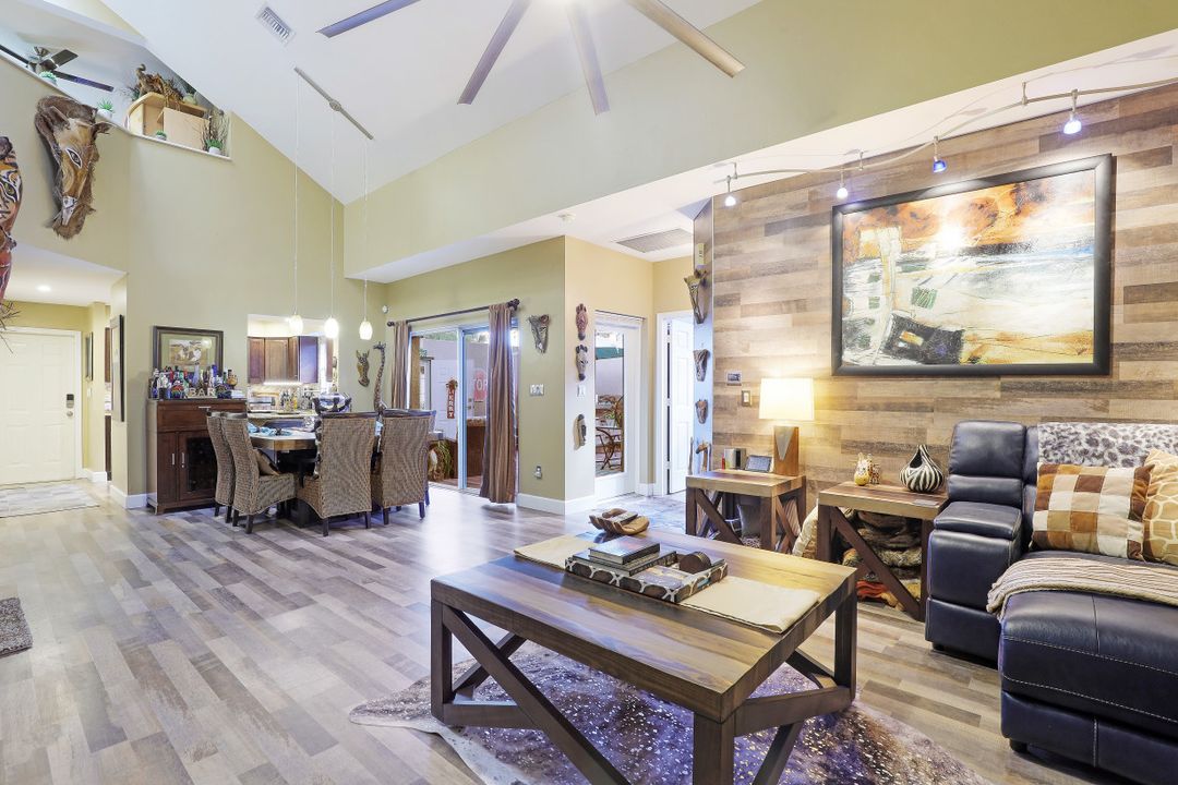 4259 Covey Cir, Naples, FL 34109