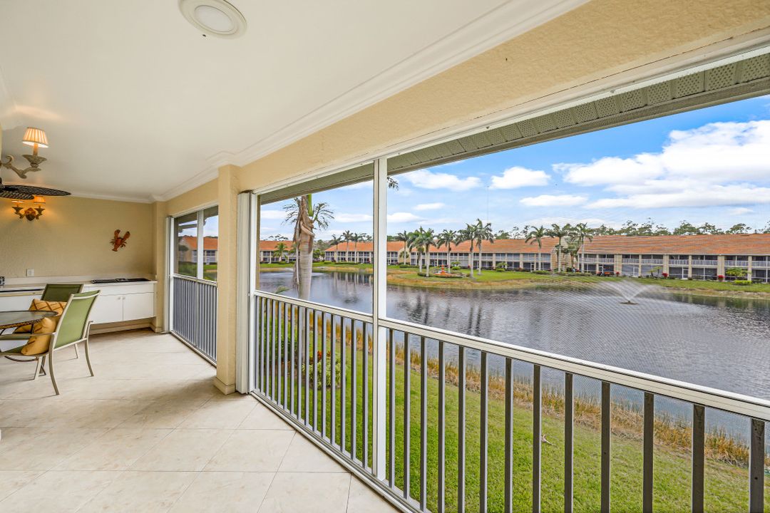 2386 Magnolia Ln #16, Naples, FL 34112