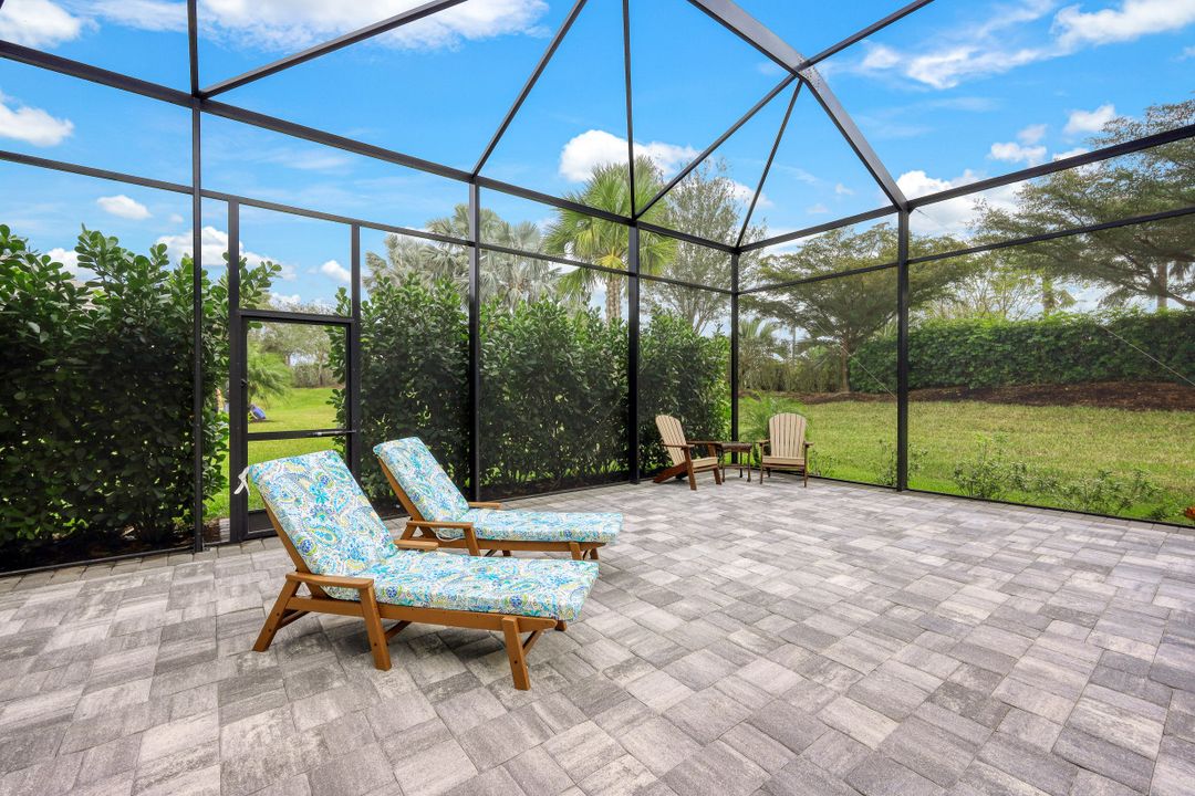14628 Regatta Ln, Naples, FL 34114