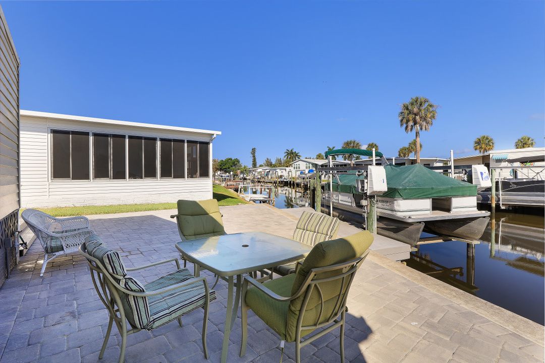 11340 Cypress Ln, Fort Myers Beach, FL 33931