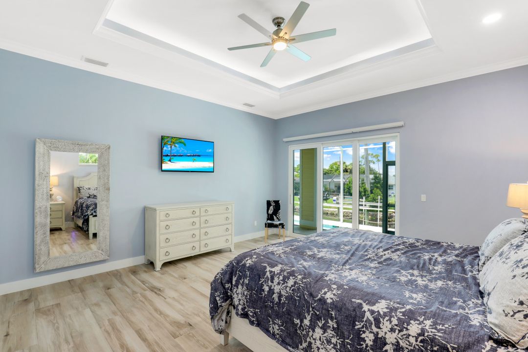 27050 Flamingo Dr, Bonita Springs, FL 34135