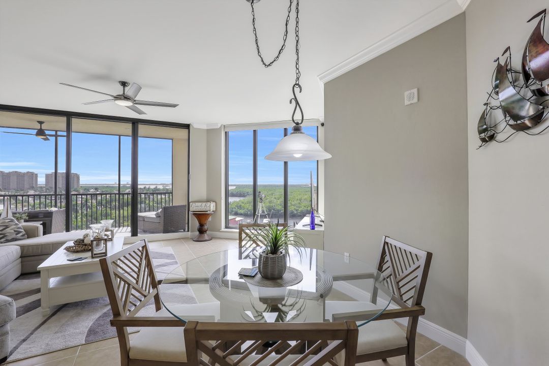 5793 Cape Harbour Dr #819, Cape Coral, FL 33914