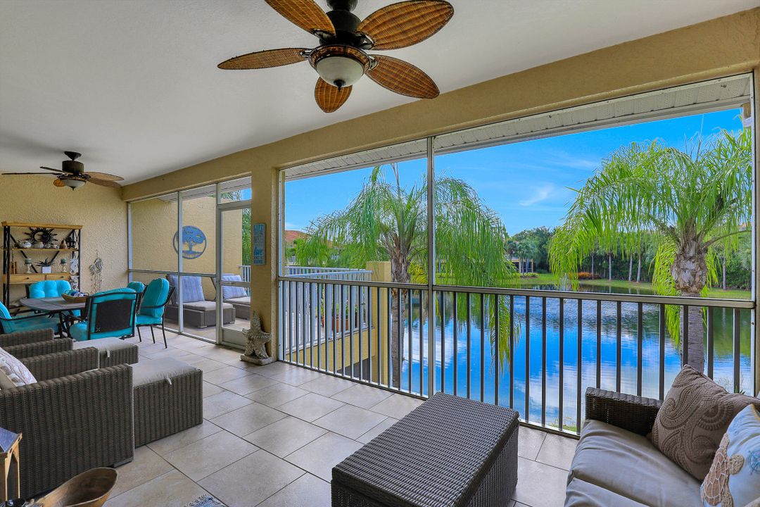 2120 Cay Lagoon Dr #223, Naples, FL 34109