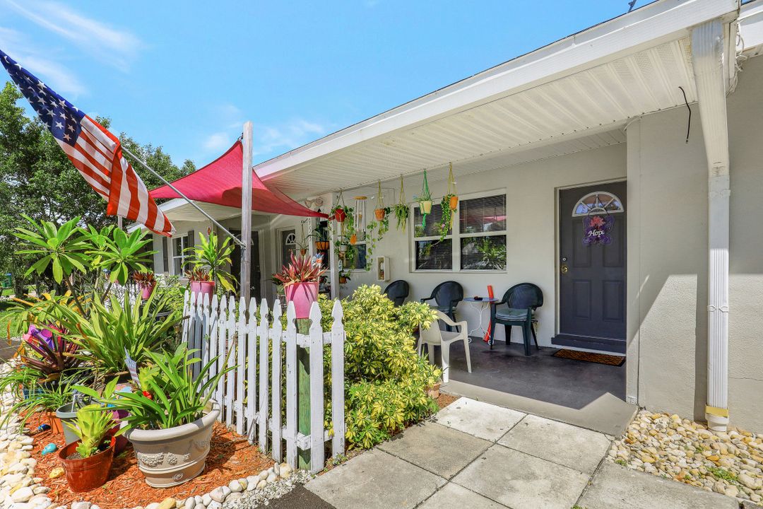 4953 Viceroy St #1 & 4, Cape Coral, FL 33904