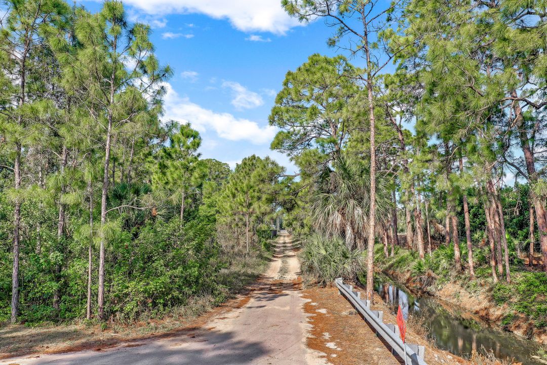 24000 Rocky Rd, Bonita Springs, FL 34135