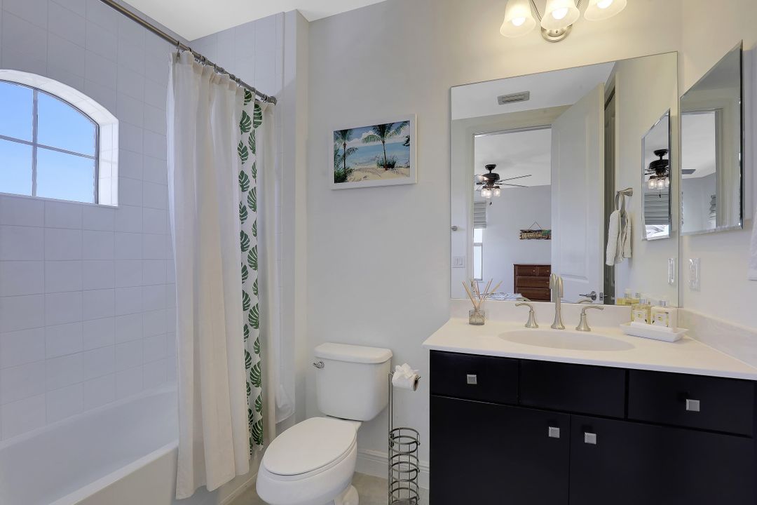 7742 Cypress Walk Dr, Fort Myers, FL 33966