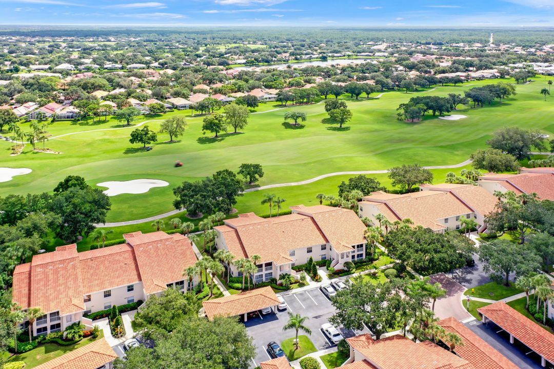 104 Tuscana Ct #805, Naples, FL 34119