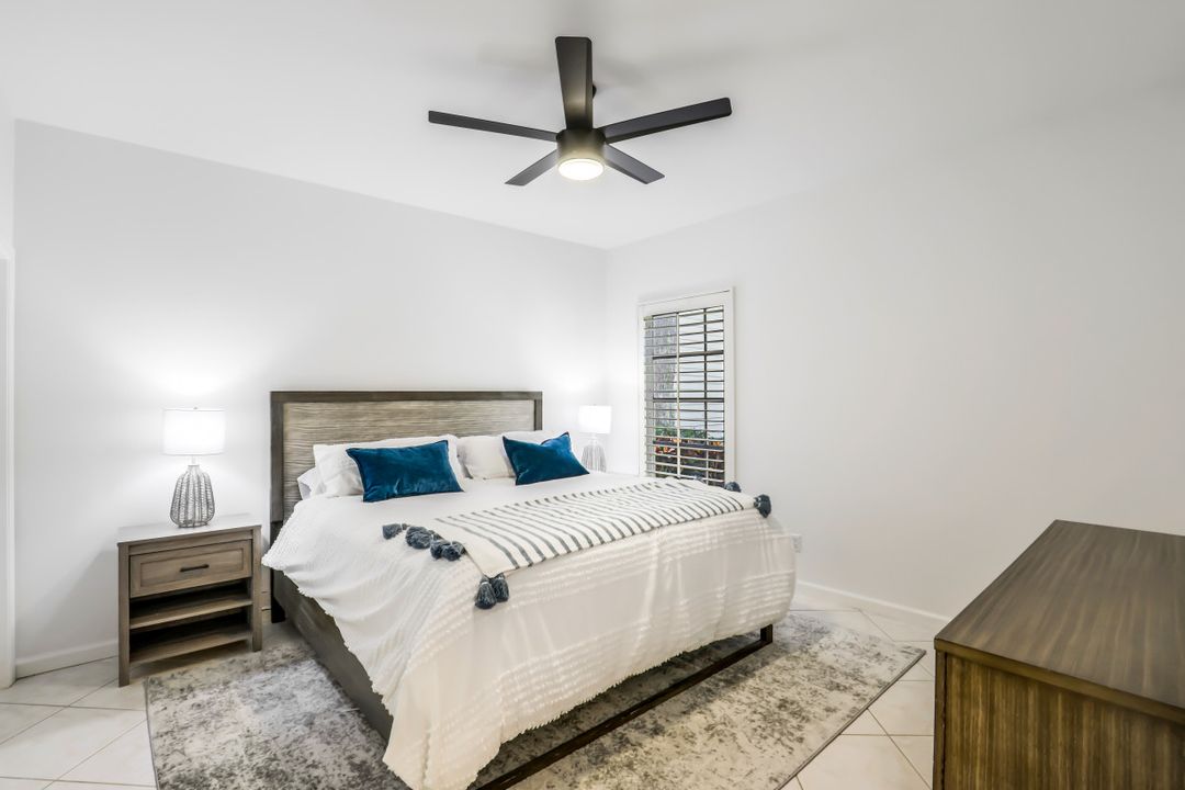 46 Golf Cottage Dr, Naples, FL 34105