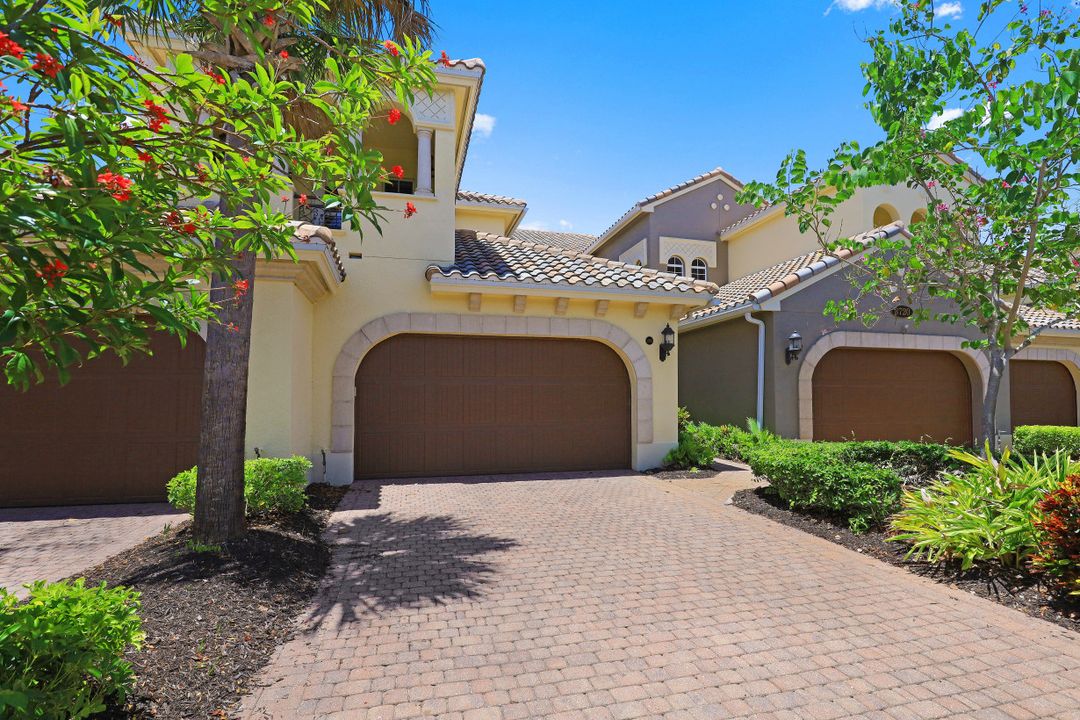 3720 Montreux Ln #203, Naples, FL 34114