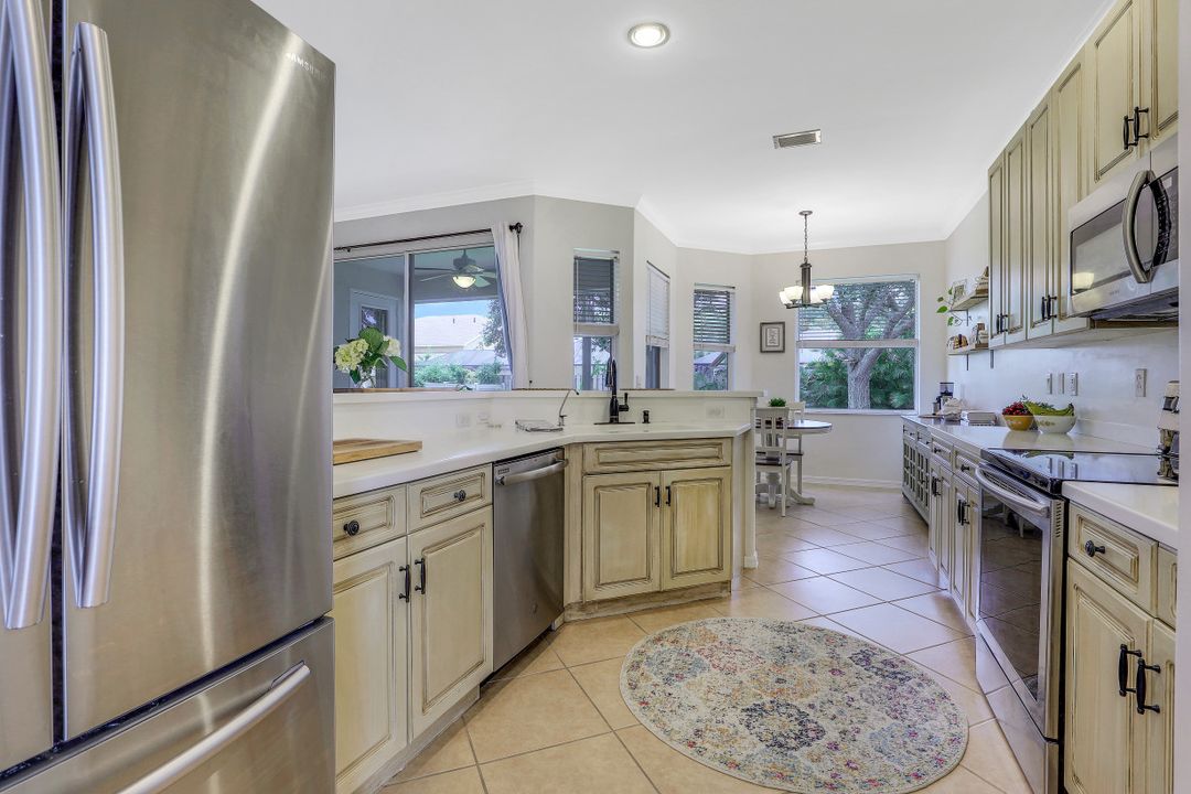 8392 Laurel Lakes Blvd, Naples, FL 34119