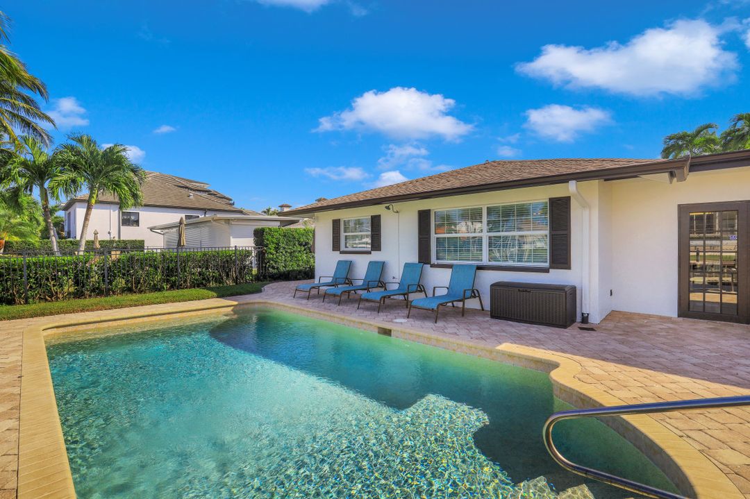 401 Willet Ave, Naples, FL 34108