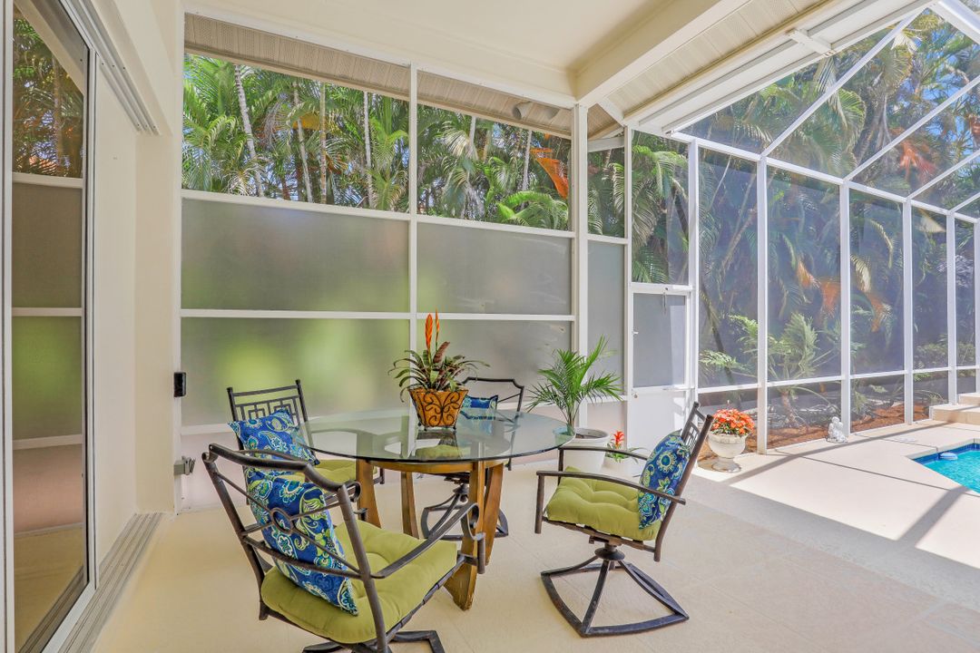 3950 Lakemont Dr, Bonita Springs, FL 34134