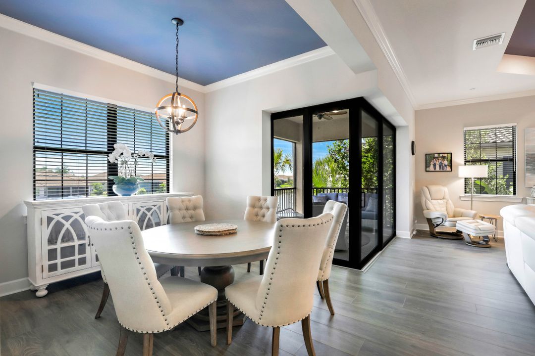9653 Montelanico Loop, Naples, FL 34119