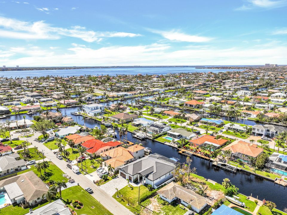 5332 Malibu Ct, Cape Coral, FL 33904